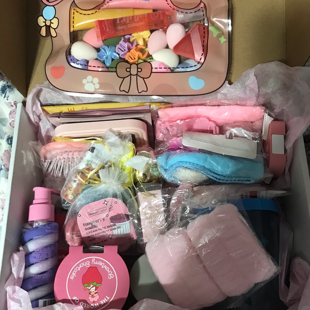 Mystery gift box